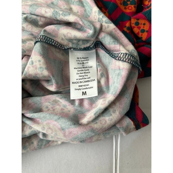 LuLaRoe Women’s Irma Tunic t-shirt Top Size M All Over Print - Picture 4 of 6